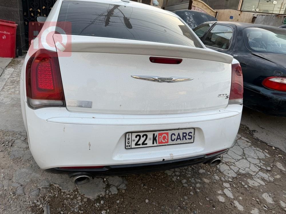 كرايسلر 300